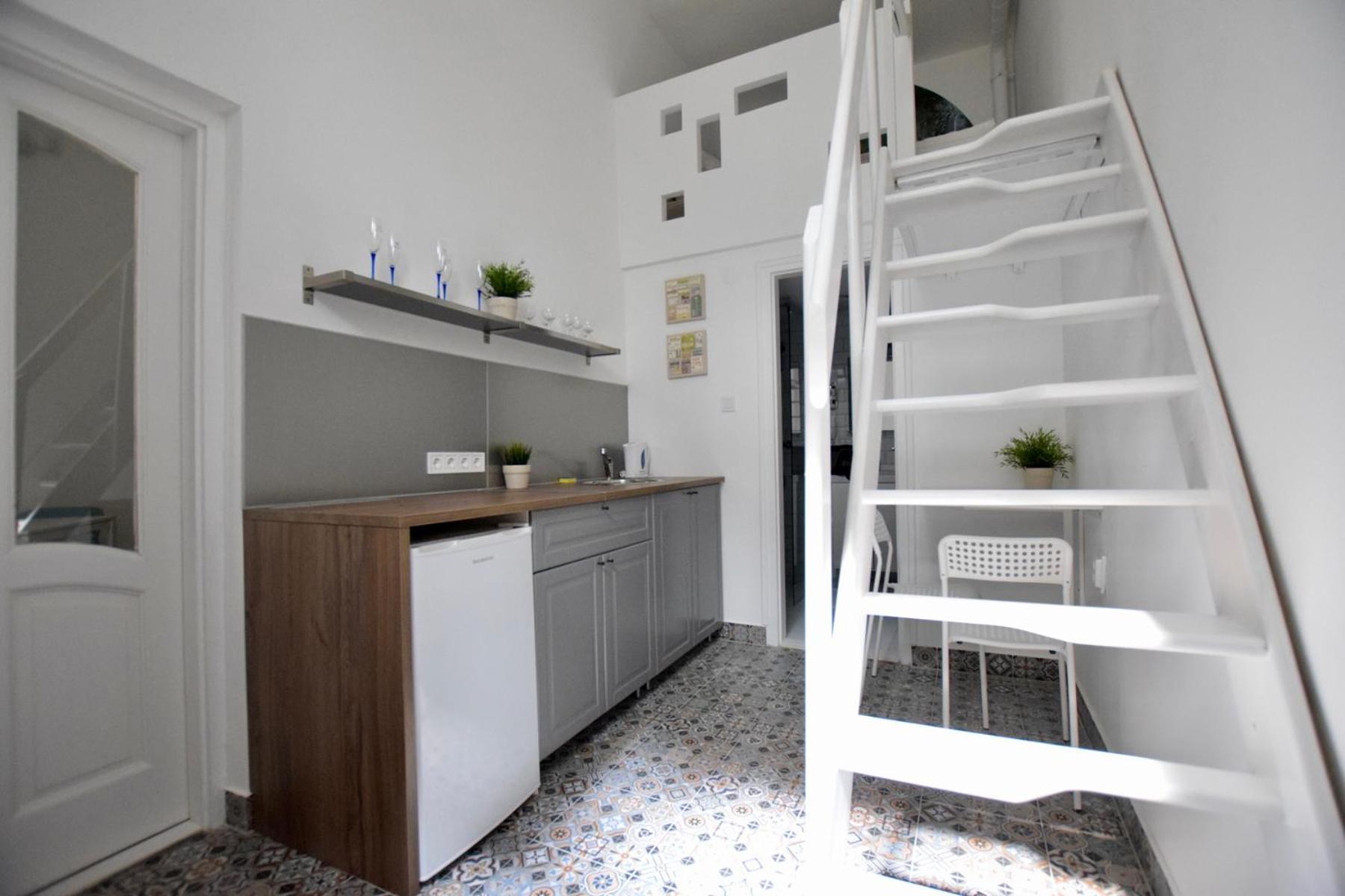 בודפשט Budget Apartment By Hi5 - Kertesz Street מראה חיצוני תמונה